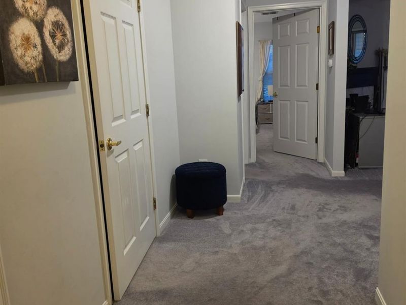 5485 Michelles Oak Court, Unit I, Green Township, OH 45248 Photo 3