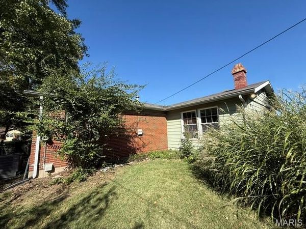 2640 Woodsage Drive , Florissant, MO 63033