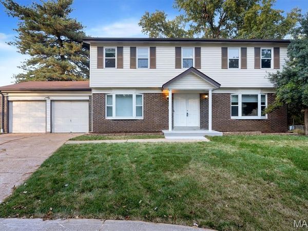 12771 Highstone Drive, St Louis, MO 63146