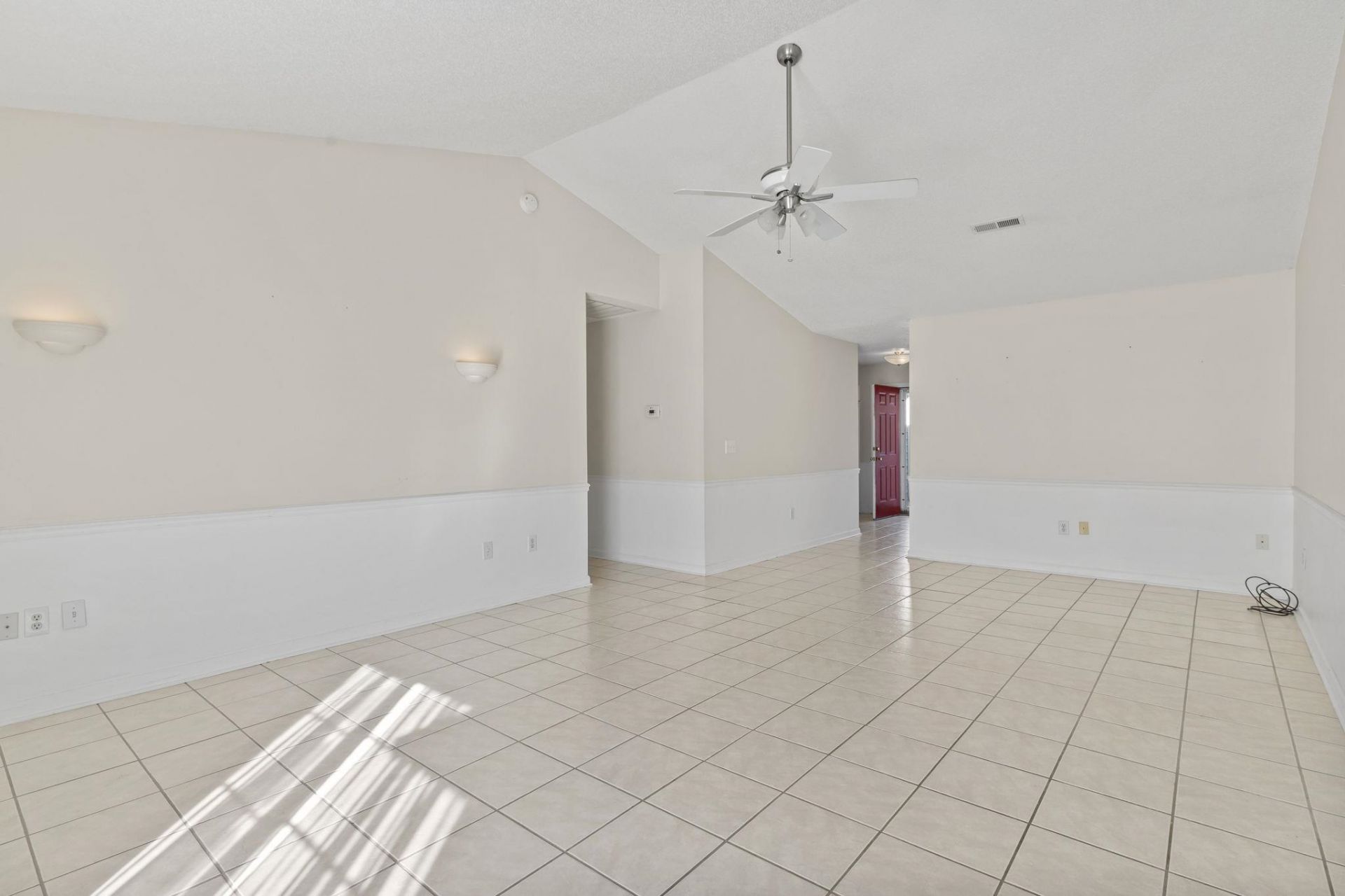 2204 Brick Dr. Photo 6