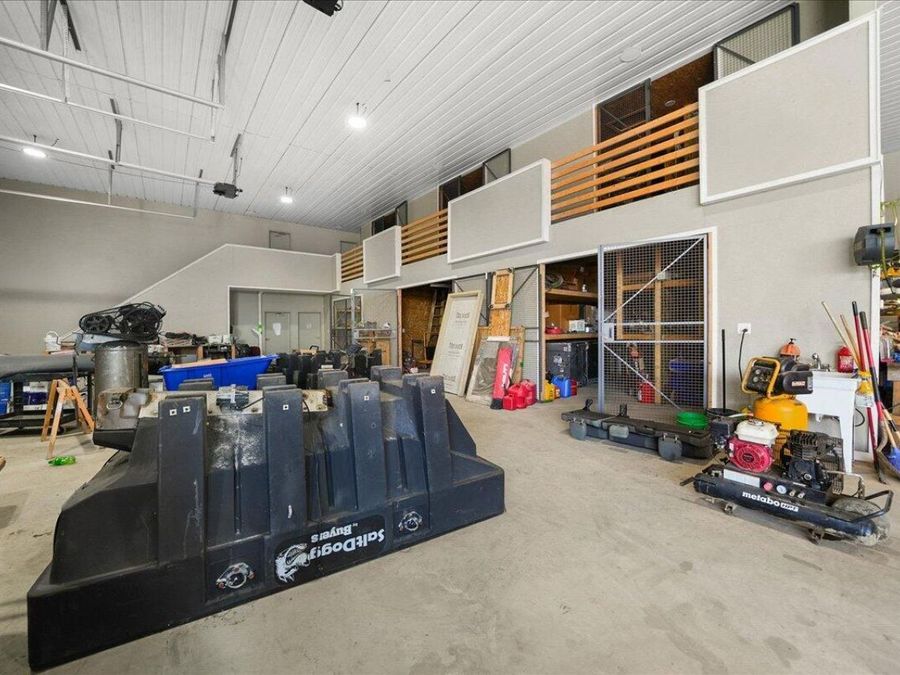 Property Image 37
