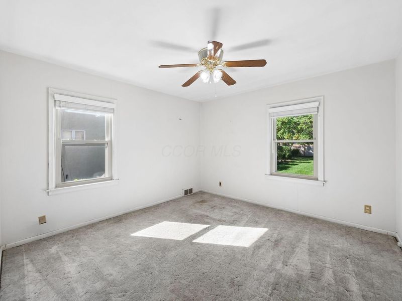 2593 Westmont Boulevard , Columbus, OH 43221 Photo 14