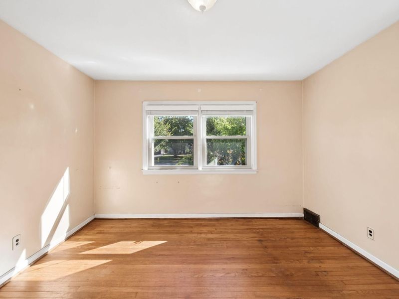 2593 Westmont Boulevard , Columbus, OH 43221 Photo 18