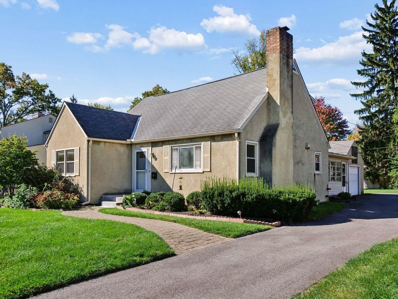 2593 Westmont Boulevard , Columbus, OH 43221 Photo 2