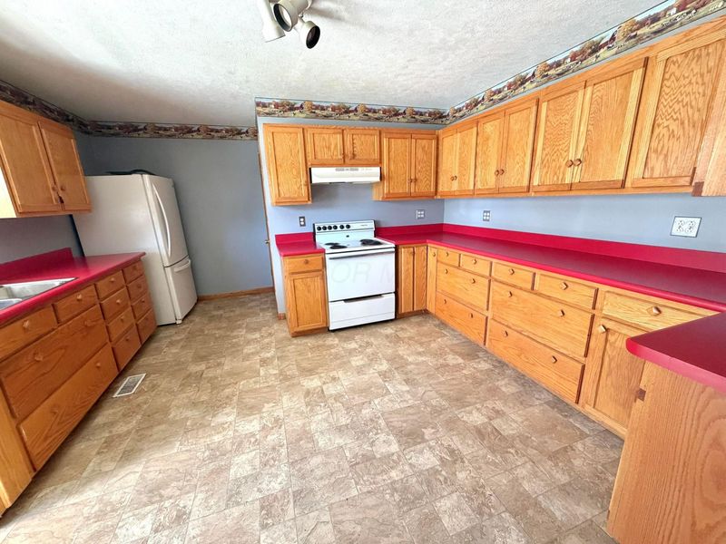 7835 Center Street, Adamsville, OH 43802 Photo 8
