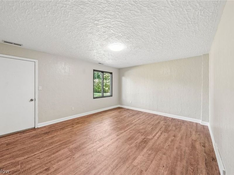 3055 Townsend Street NW, Uniontown, OH 44685 Photo 30