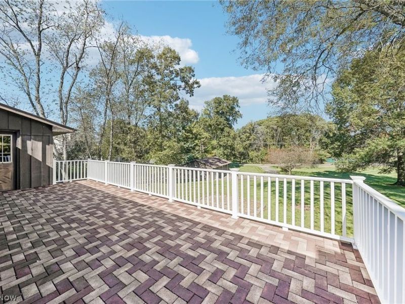 3055 Townsend Street NW, Uniontown, OH 44685 Photo 34