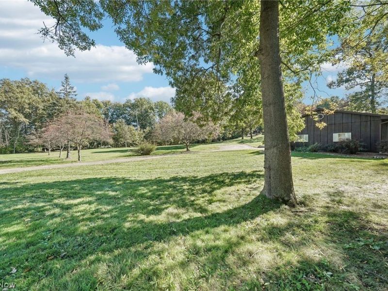 3055 Townsend Street NW, Uniontown, OH 44685 Photo 42