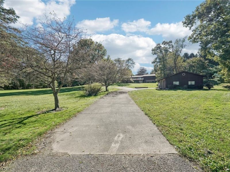 3055 Townsend Street NW, Uniontown, OH 44685 Photo 43