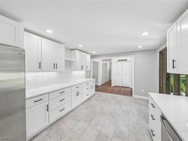 3055 Townsend Street NW, Uniontown, OH 44685 Photo 7