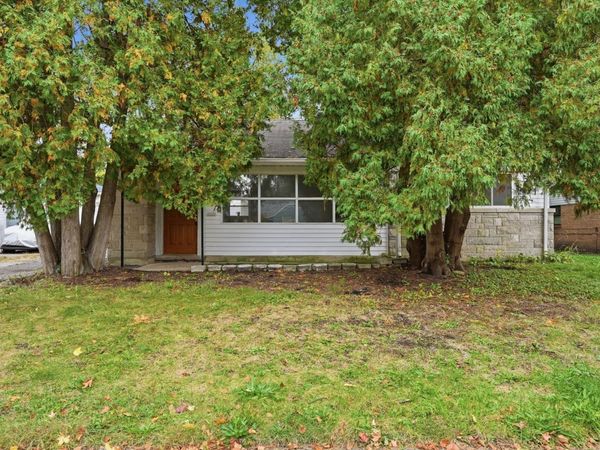 327 MARQUETTE Street, Park Forest, IL 60466