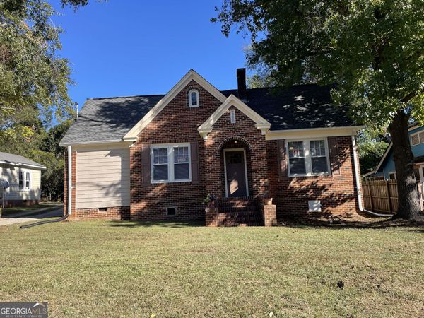227 S Oliver Street, Elberton, GA 30635