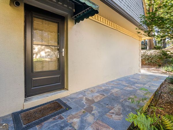 153 Maribeau Square NW, Atlanta, GA 30327