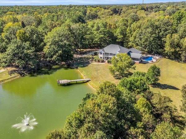 1 Southern Cross Way, Starkville, MS 39759
