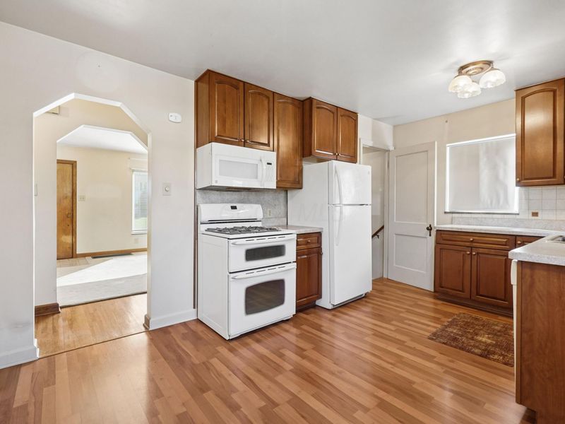 156 E Jeffrey Place , Columbus, OH 43214 Photo 6