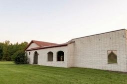 1083 Roquemore Drive photo 4