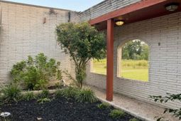 1083 Roquemore Drive photo 4