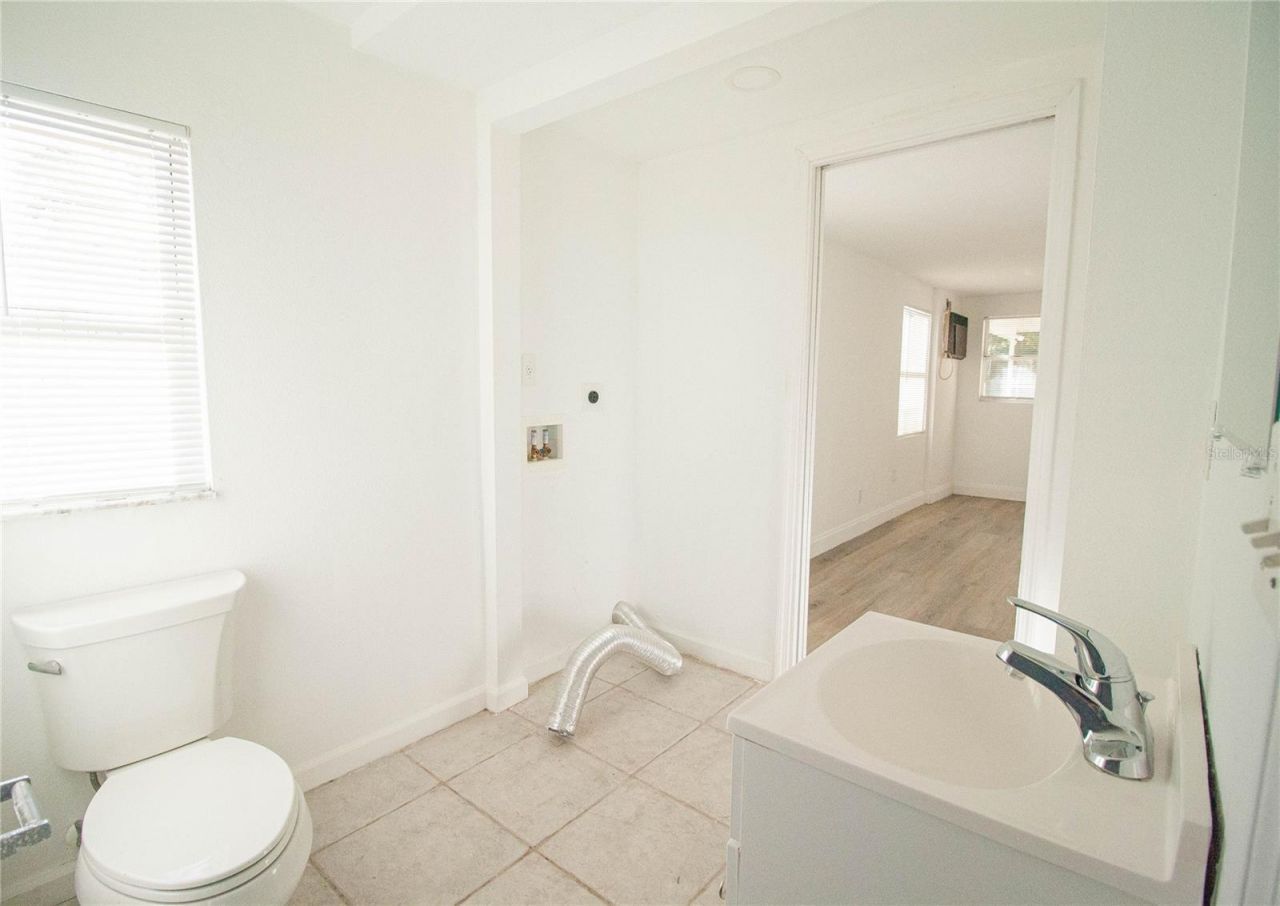 2345 Floyd Street , Sarasota, FL 34239 Photo
