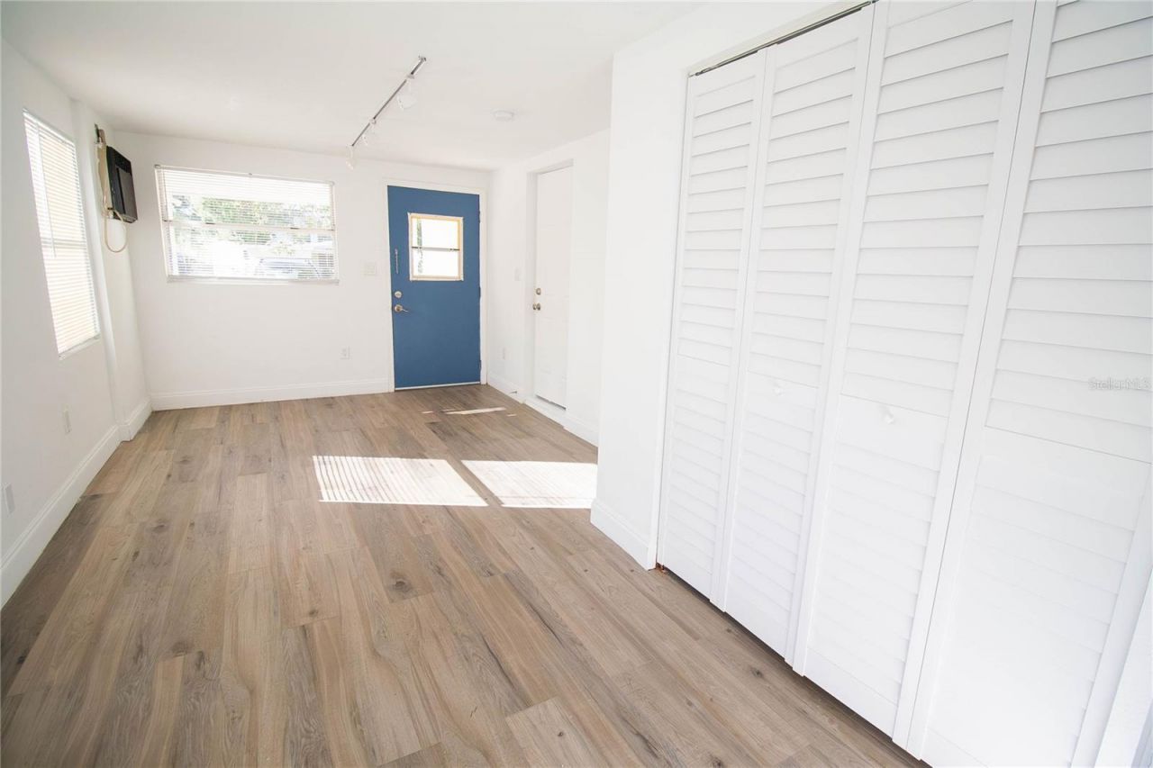 2345 Floyd Street , Sarasota, FL 34239 Photo