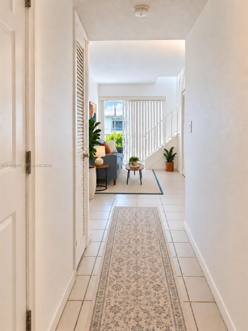 1300 W 47th Pl , Unit 218A, Hialeah, FL 33012 Photo