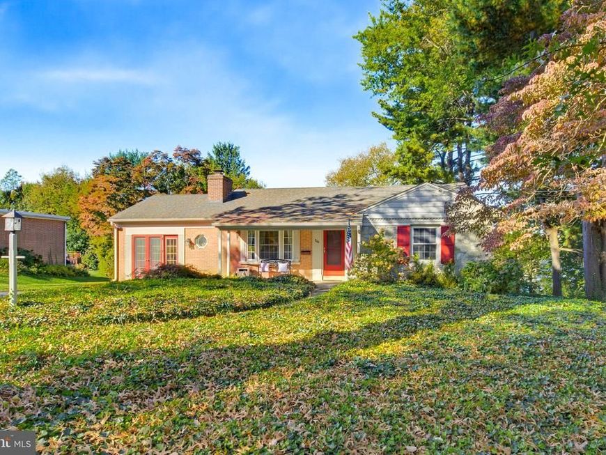 204 Eisenhower Boulevard, Lancaster, PA 17603 Main Photo