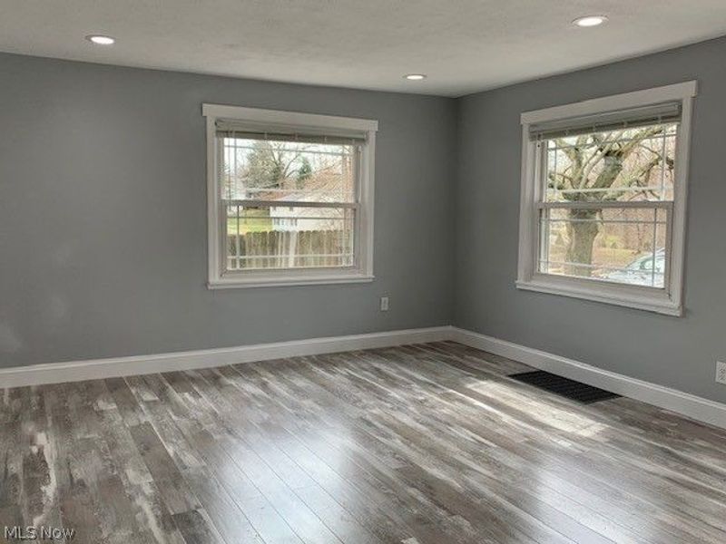 1917 Northmoreland Boulevard, Cuyahoga Falls, OH 44221 Photo 8