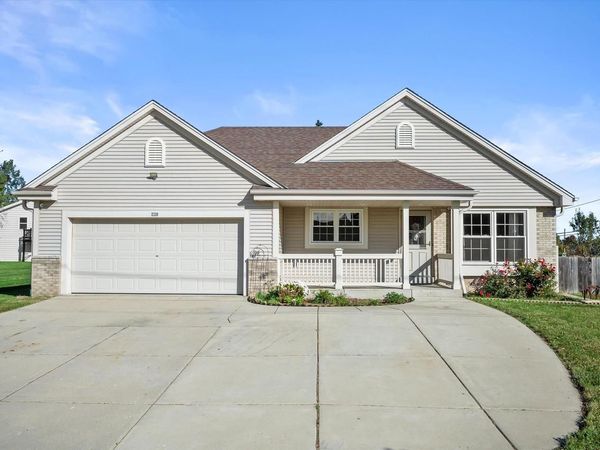 730 E Fitzsimmons ROAD, Oak Creek, WI 53154