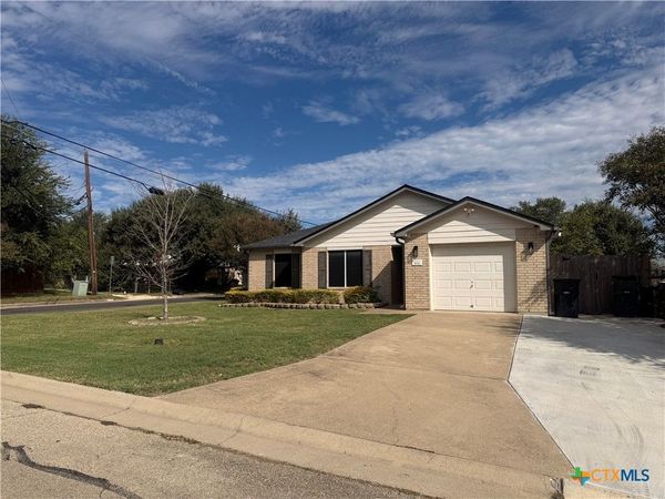 504 E Xavier Avenue , Temple, TX 76501