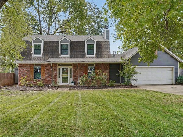 707 W Utica Street , Broken Arrow, OK 74011