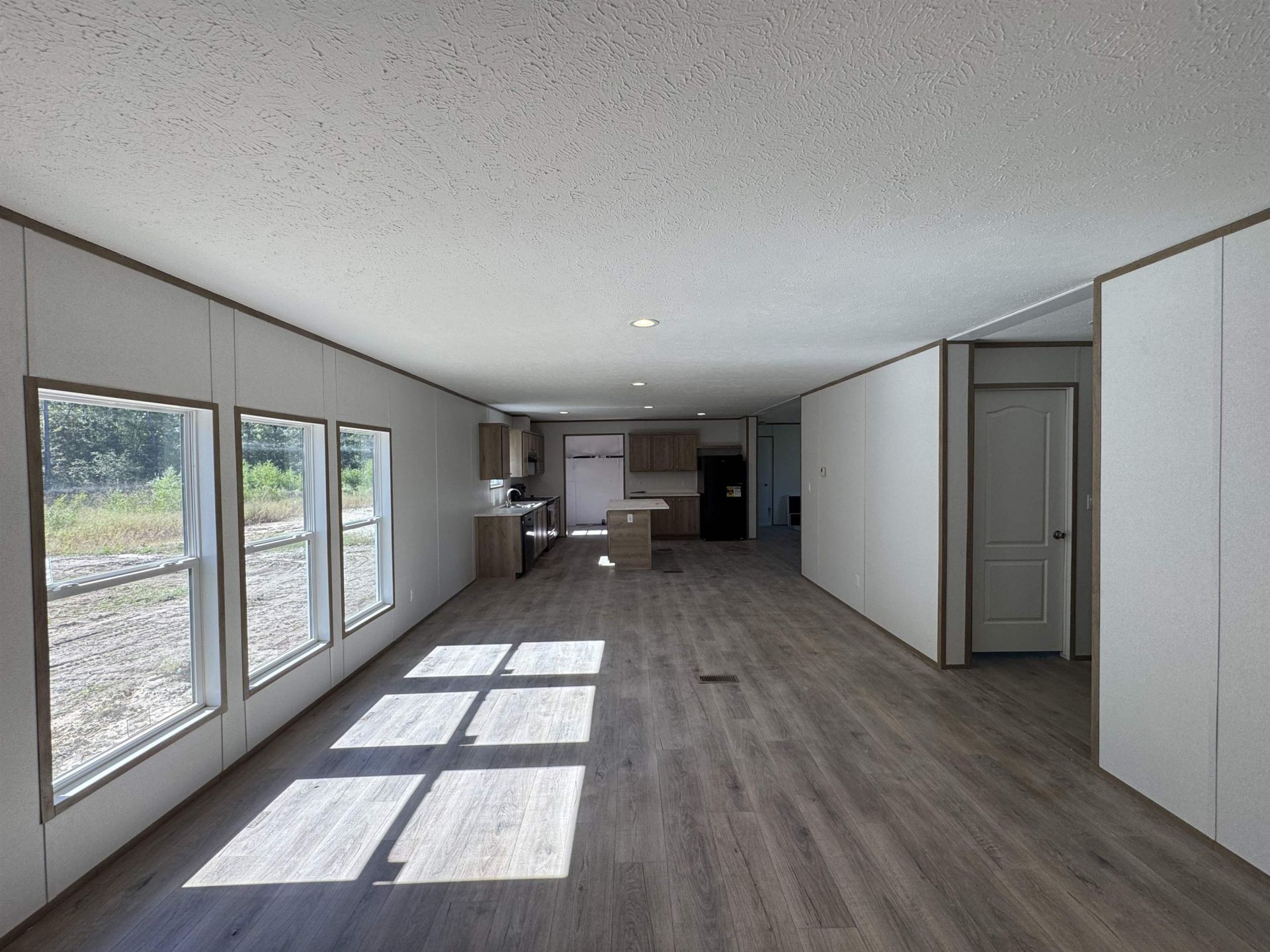 140 Temple Dr.  Photo 9