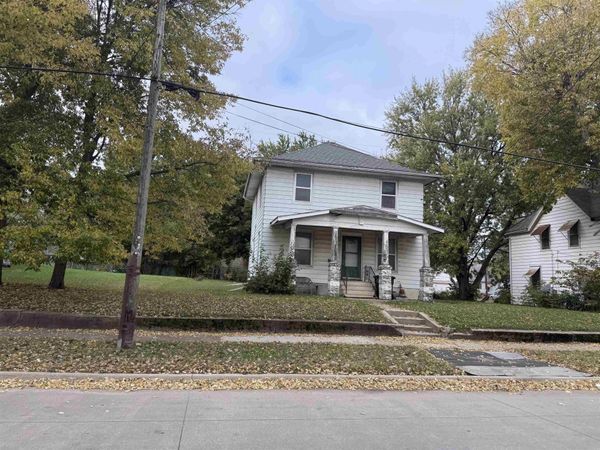 1021 Columbia St. , Waterloo, IA 50703
