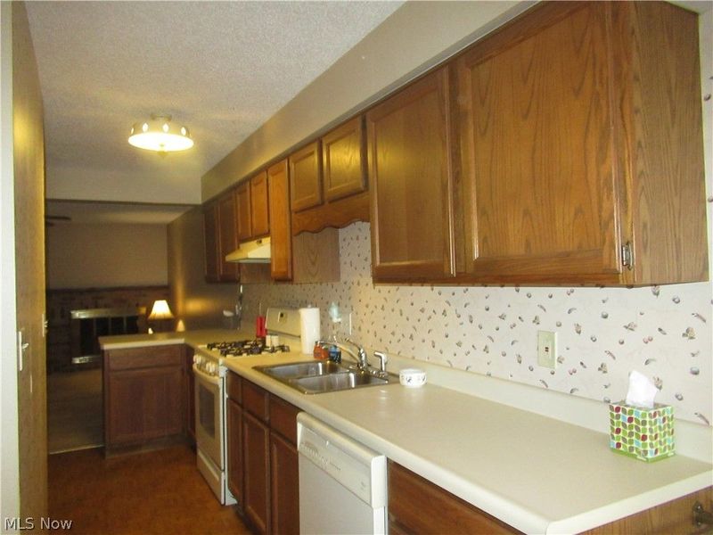 7335 West Boulevard, Unit A, Boardman, OH 44512 Photo 5
