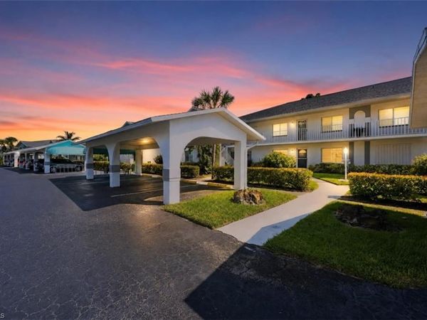 196 Belina DR, Unit 5, NAPLES, FL 34104