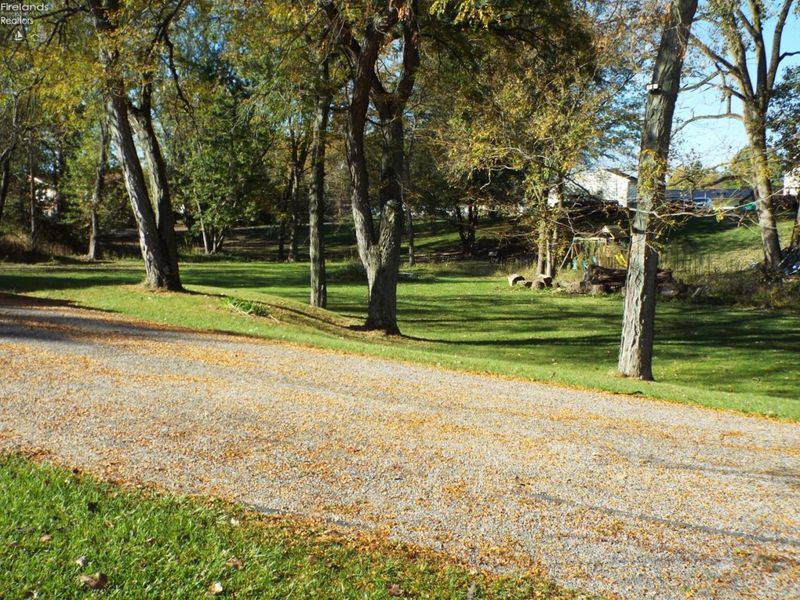 4327 Willard West Road, Willard, OH 44890 Photo 3