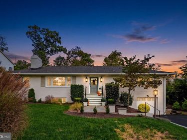 403 JOHN MARSHALL DRIVE NE, VIENNA, VA 22180