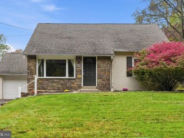 1021 COLLEGEVILLE ROAD, COLLEGEVILLE, PA 19426