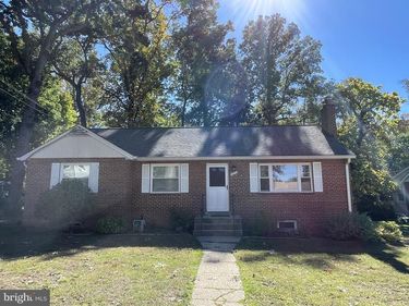 6816 29TH STREET N , ARLINGTON, VA 22213