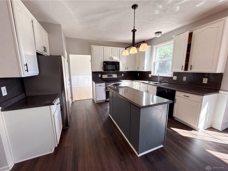 1130 Red Ash Court, Dayton, OH 45458 Photo 4