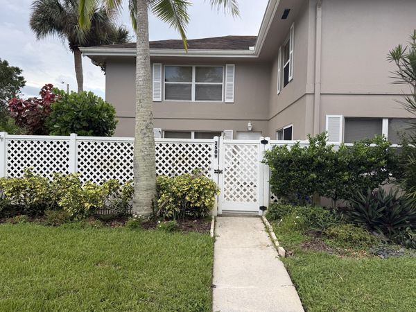 3509 SW SUNSET TRACE Circle, Palm City, FL 34990