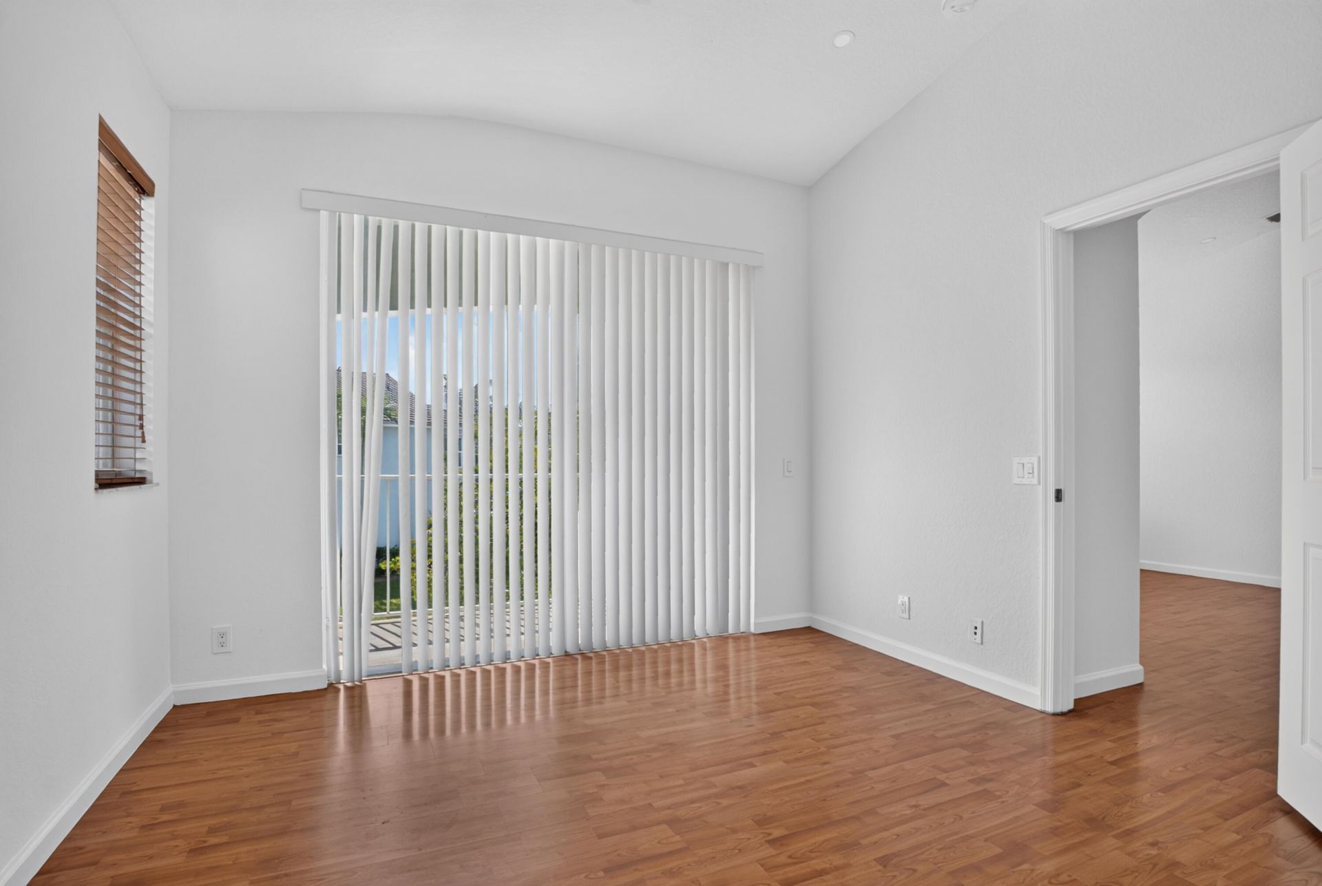 3037 Laurel Ridge Circle, Riviera Beach, FL 33404 Photo