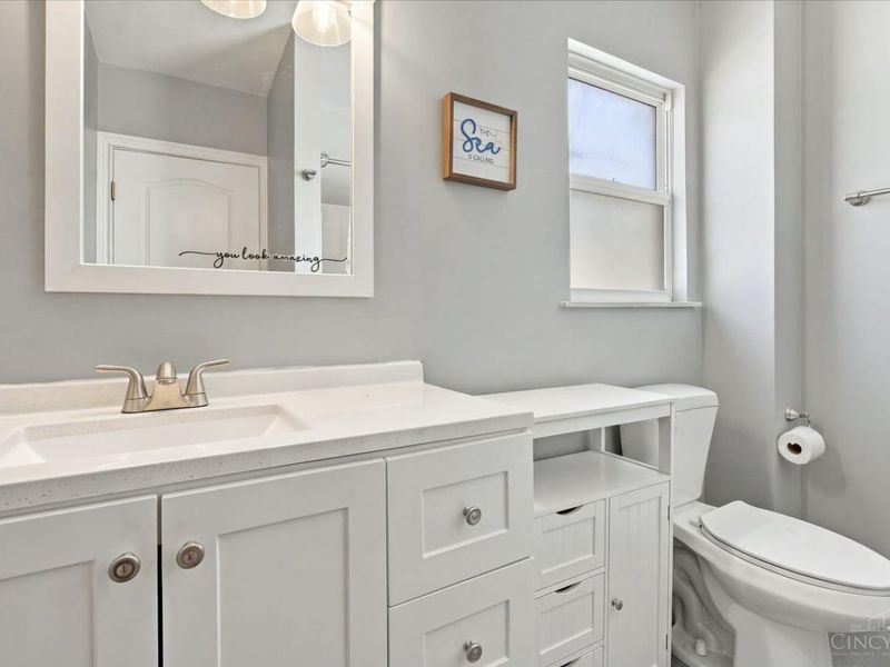 4024 Saint Martins Place, Cincinnati, OH 45211 Photo 21