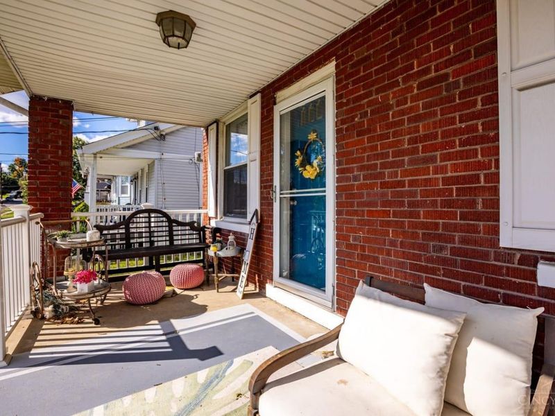 4024 Saint Martins Place, Cincinnati, OH 45211 Photo 3
