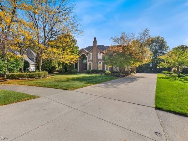 1551 Stone Court , Westlake, OH 44145