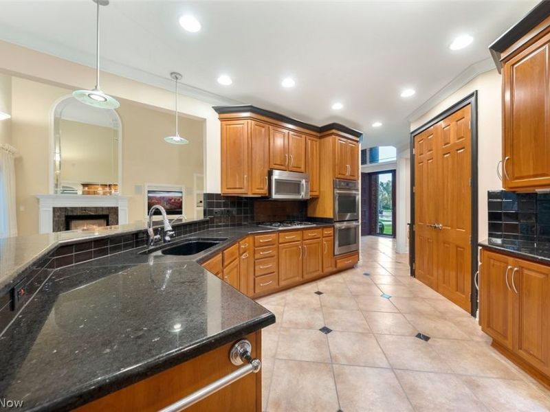 1551 Stone Court , Westlake, OH 44145 Photo 13