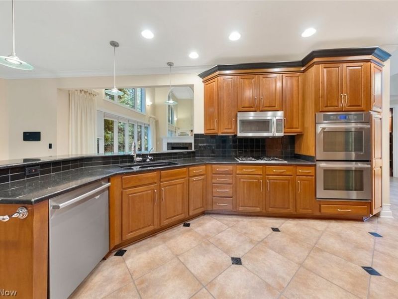 1551 Stone Court, Westlake, OH 44145 Photo 14