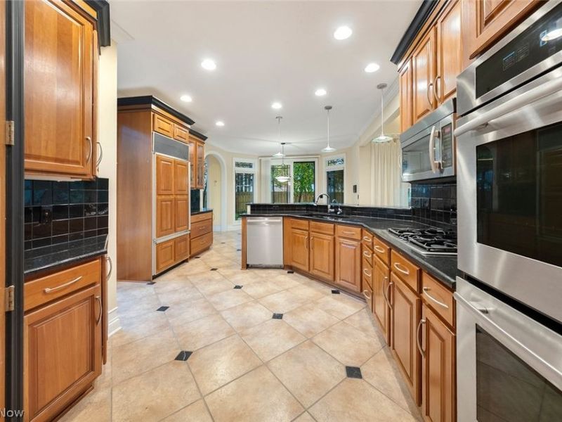1551 Stone Court , Westlake, OH 44145 Photo 15