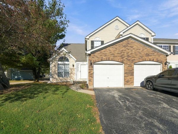 4310 Buckingham Drive , Gurnee, IL 60031