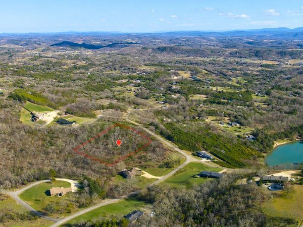 19 Skyline Drive S, Lewisburg, TN 37091