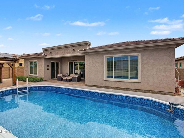 18392 W THUNDERHILL Place, Goodyear, AZ 85338