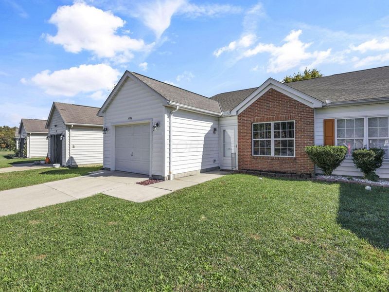 1496 October Ridge Court , Columbus, OH 43223 Photo 1